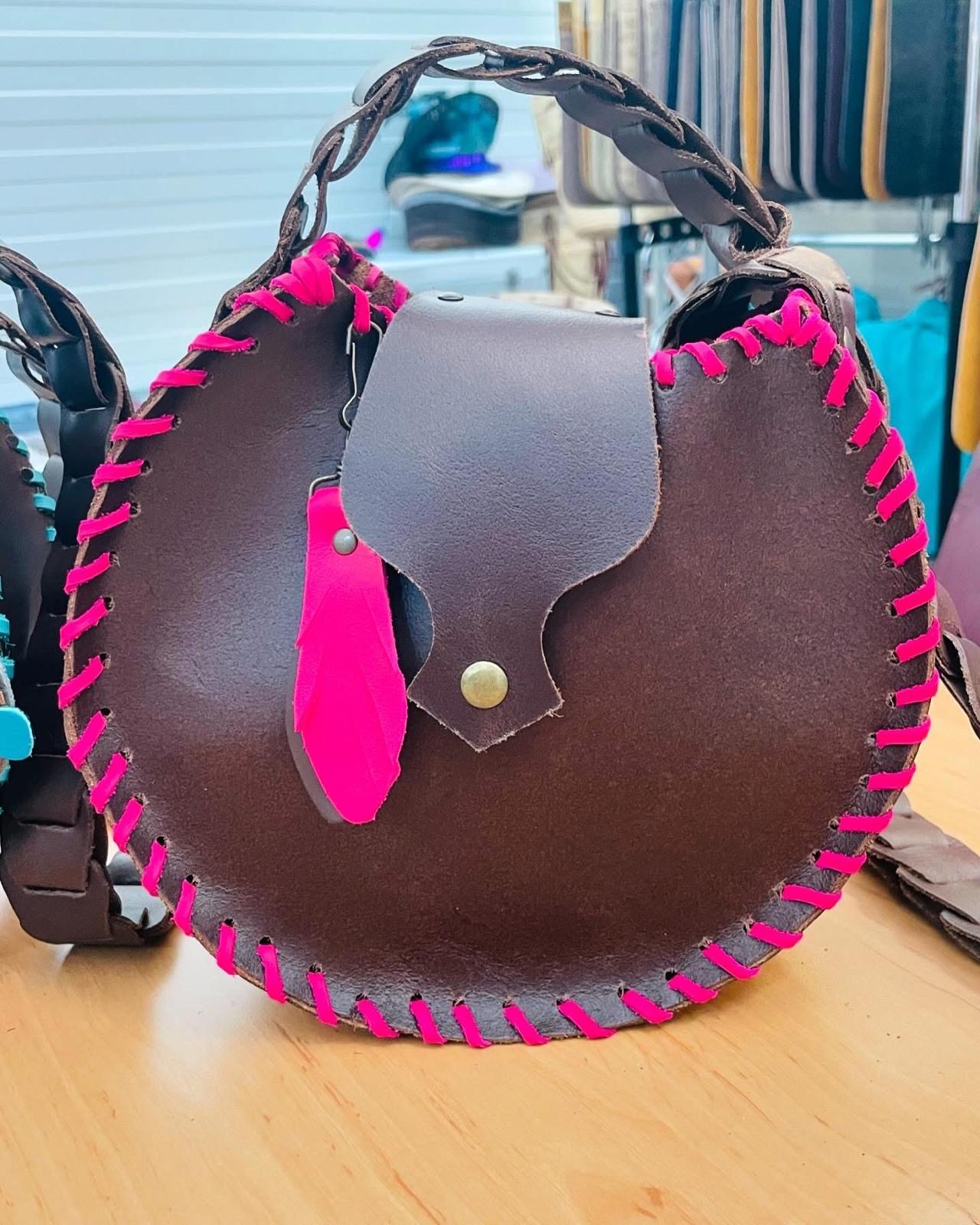 Leren tas gemaakt tijdens een Jazzbag workshop